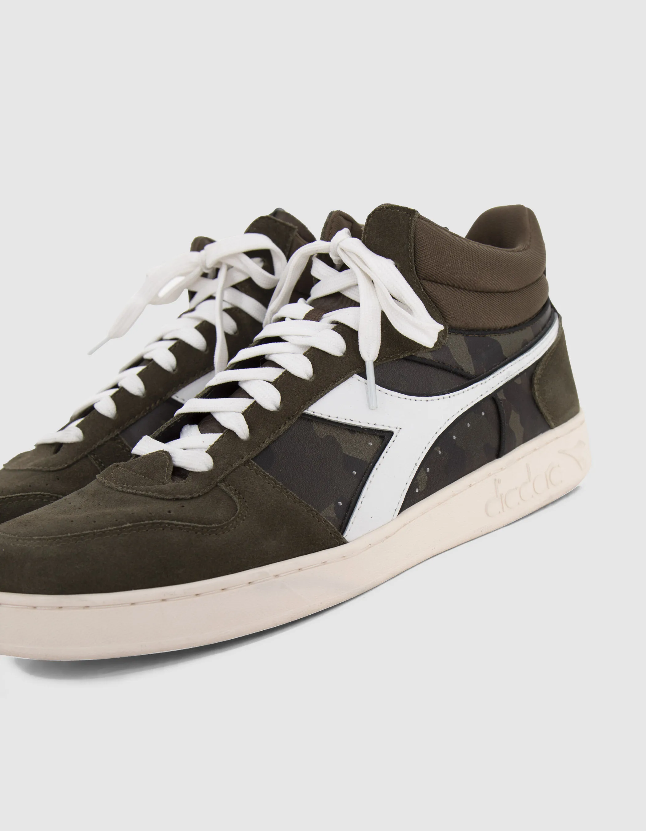 Baskets Mixtes kaki et camouflage en cuir IKKS X DIADORA