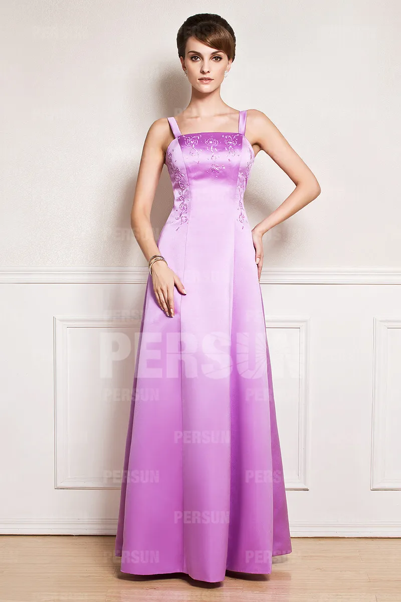 Robe soirée longue en couleur mauve avec étole satin